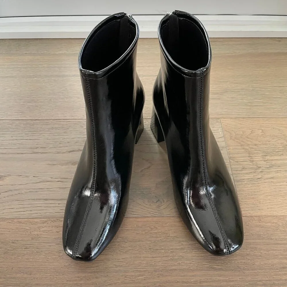 Sheln Almond Toe Chunky Heel Back Zip Waterproof Fashion Booties Black Sz 10 NWT - Picture 1 of 10